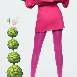 🌳🕊hot pink skirt